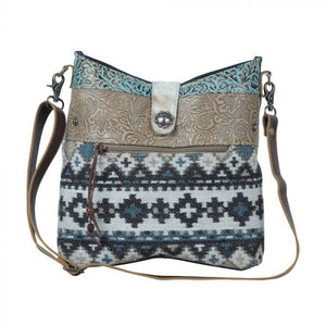 BRAVE SHOULDER BAG